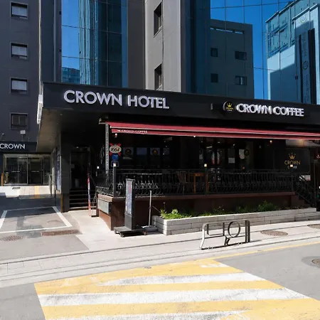 Insadong Crown Hotel