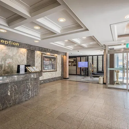 Insadong Crown Hotel