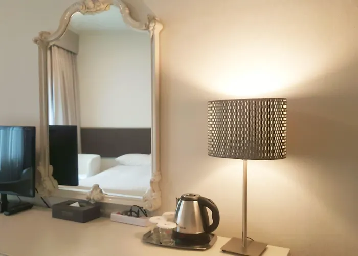Hotel Insadong Crown