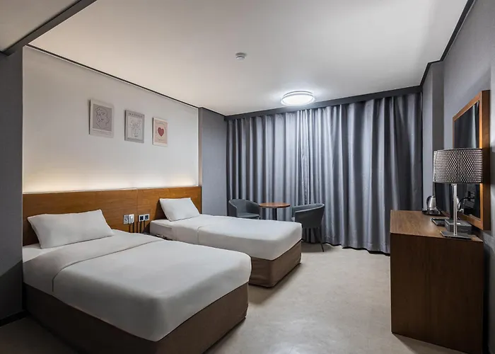 Hotel Insadong Crown