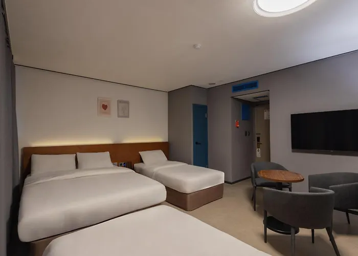 Hotel Insadong Crown