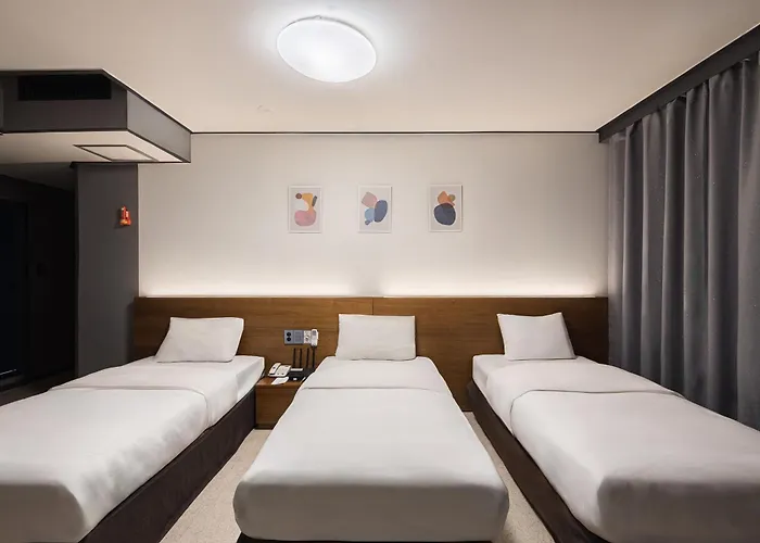 Hotel Insadong Crown Seúl