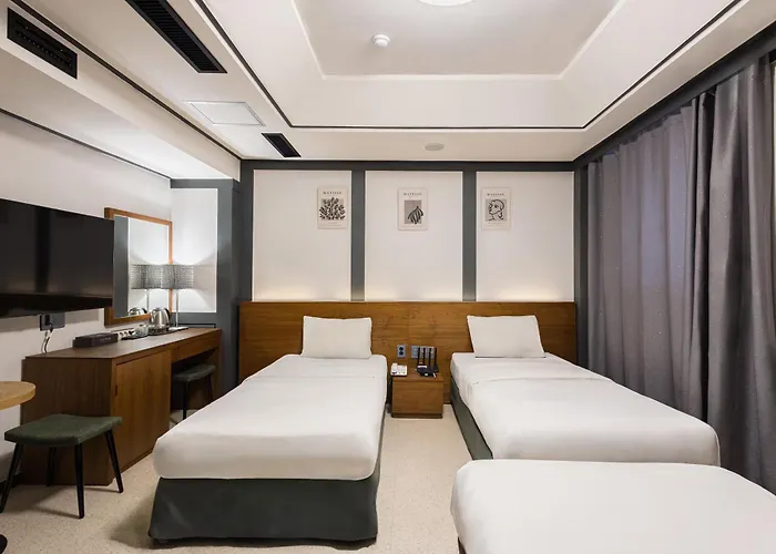 Insadong Crown 3*